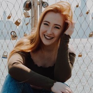 Meet your Posher, Kelli